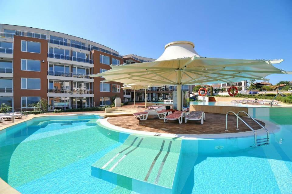 Apartments Del Sol - Sunny Island Complex เชอร์โนโมเรทส์ ภายนอก รูปภาพ